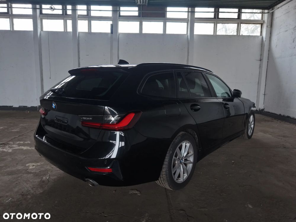 BMW Seria 3 318d MHEV Advantage - 2