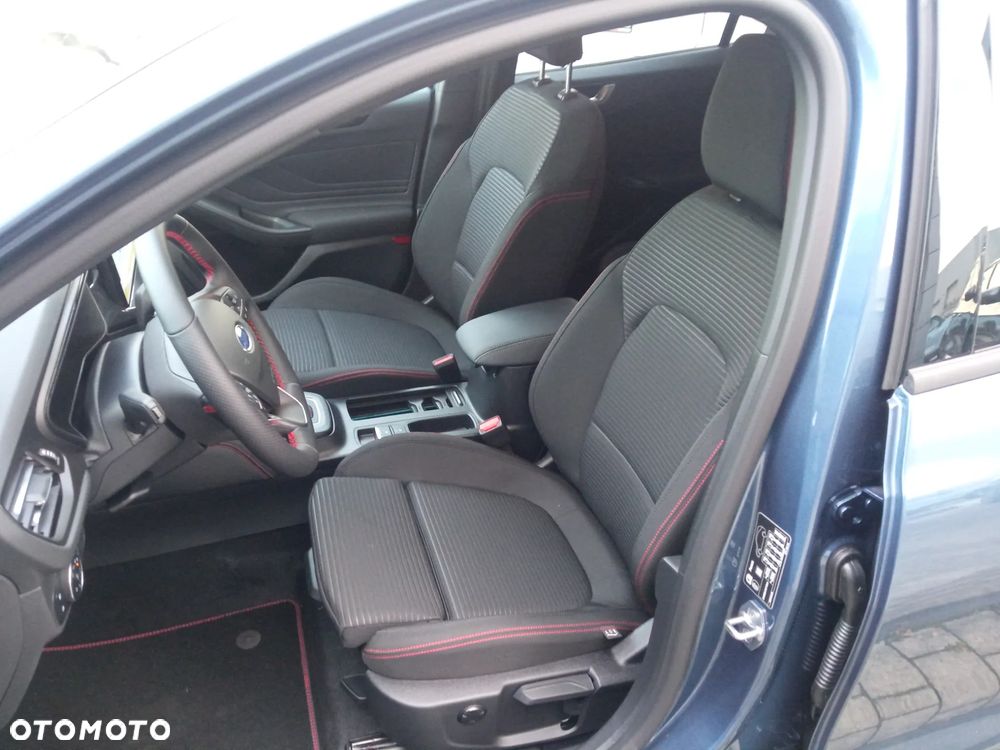 Ford Focus 1.0 EcoBoost mHEV ST-Line X - 9