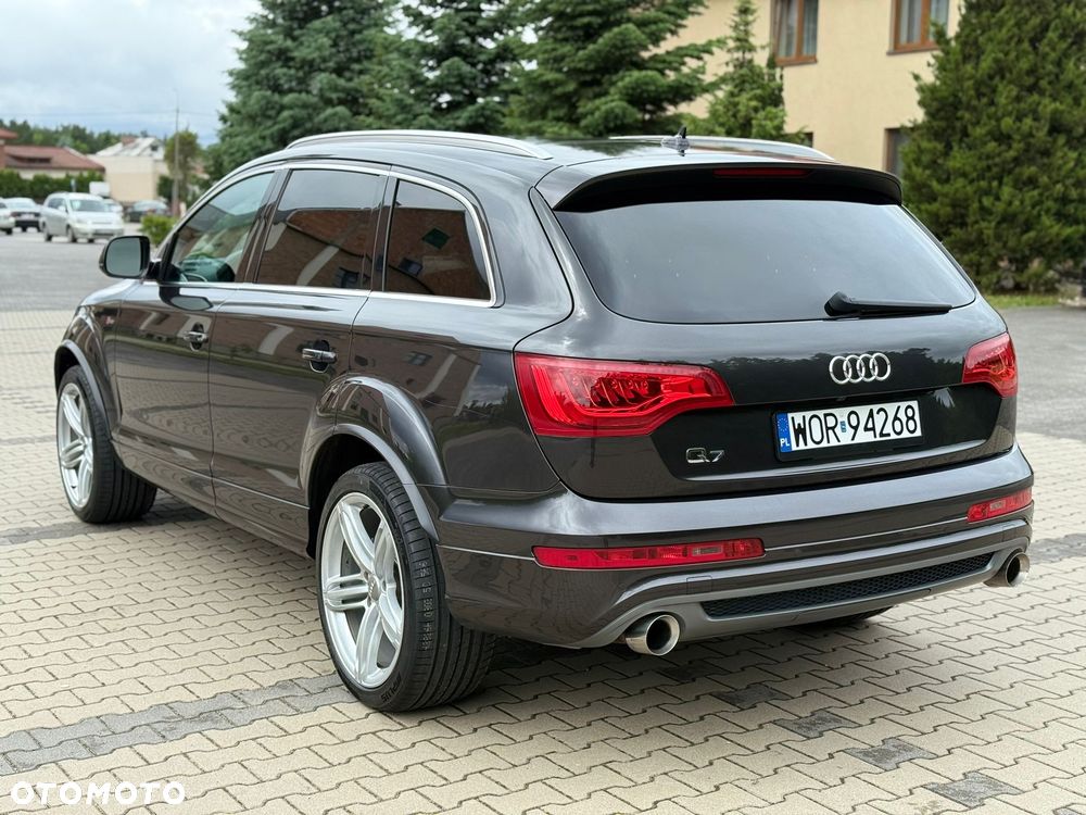 Audi Q7 - 7