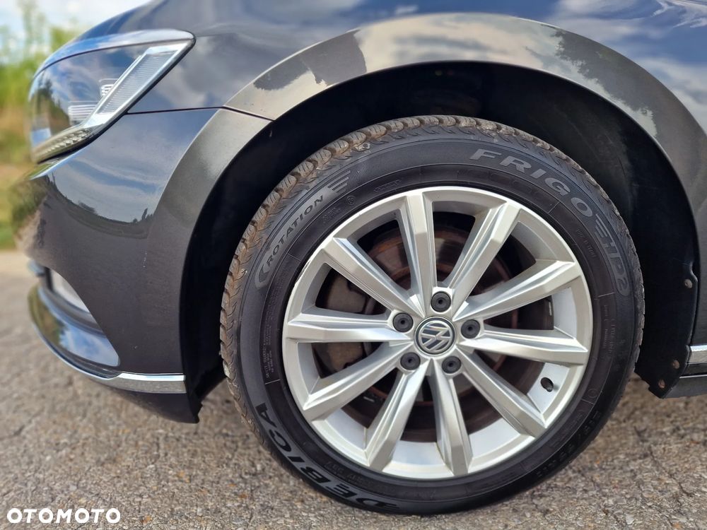 Volkswagen Passat 1.8 TSI BMT Highline - 9