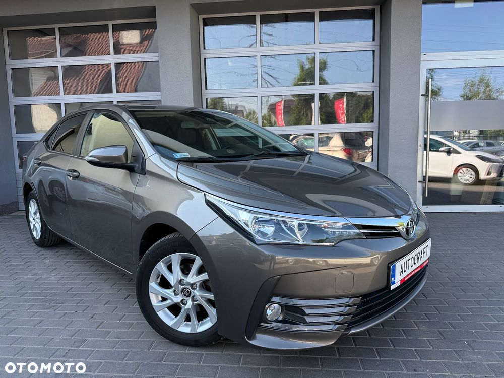 Toyota Corolla 1.6 Comfort - 18