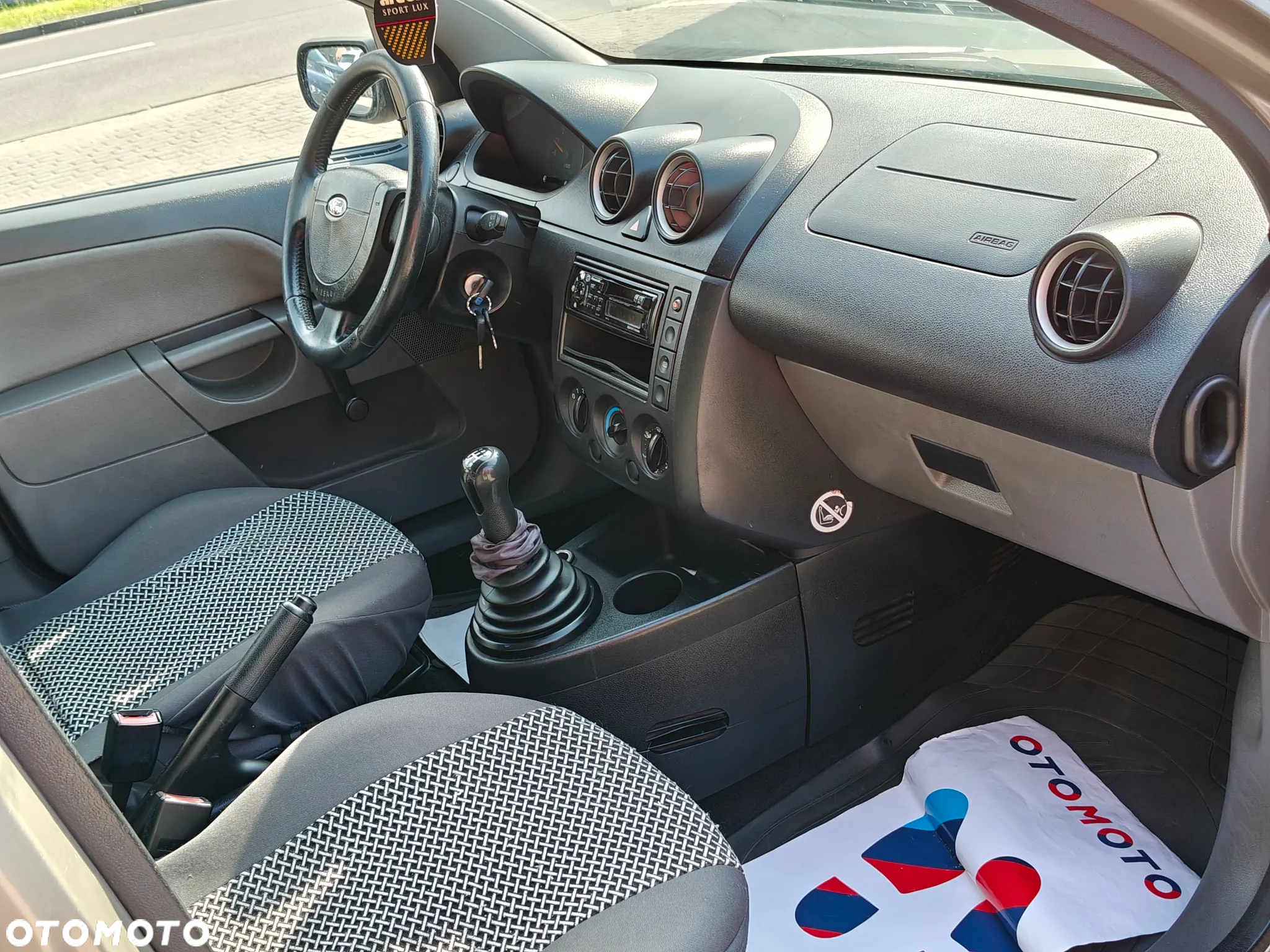Ford Fiesta 1.3 - 17