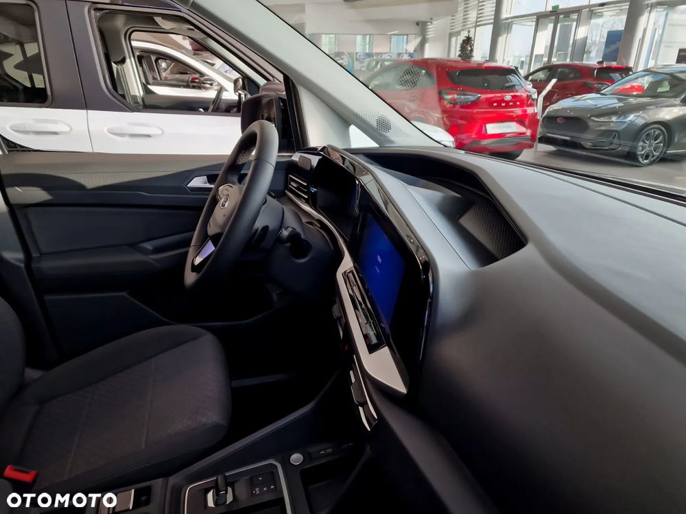 Ford Tourneo Connect Grand - 12