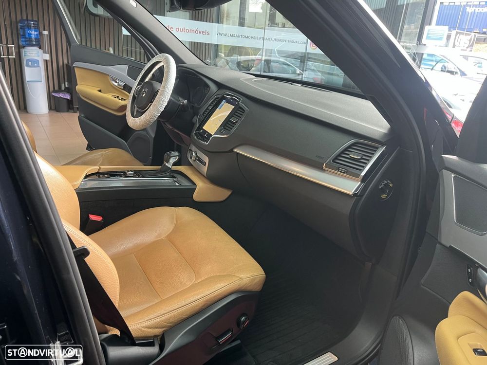 Volvo XC 90 2.0 D4 Momentum - 9