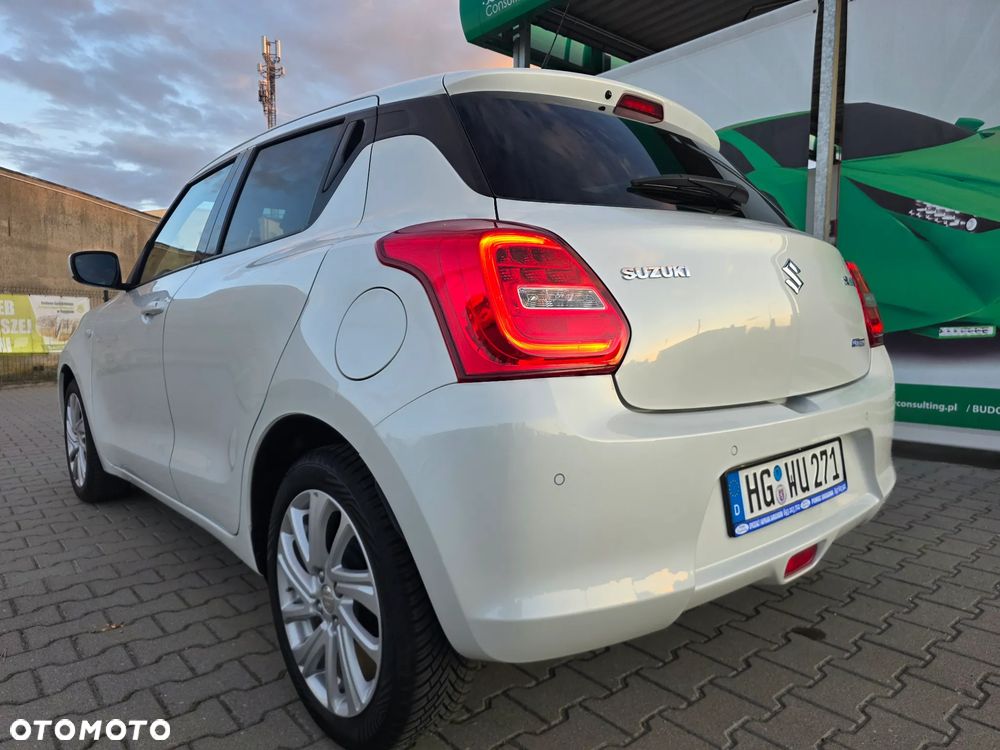 Suzuki Swift 1.2 Dualjet SHVS Premium CVT - 12