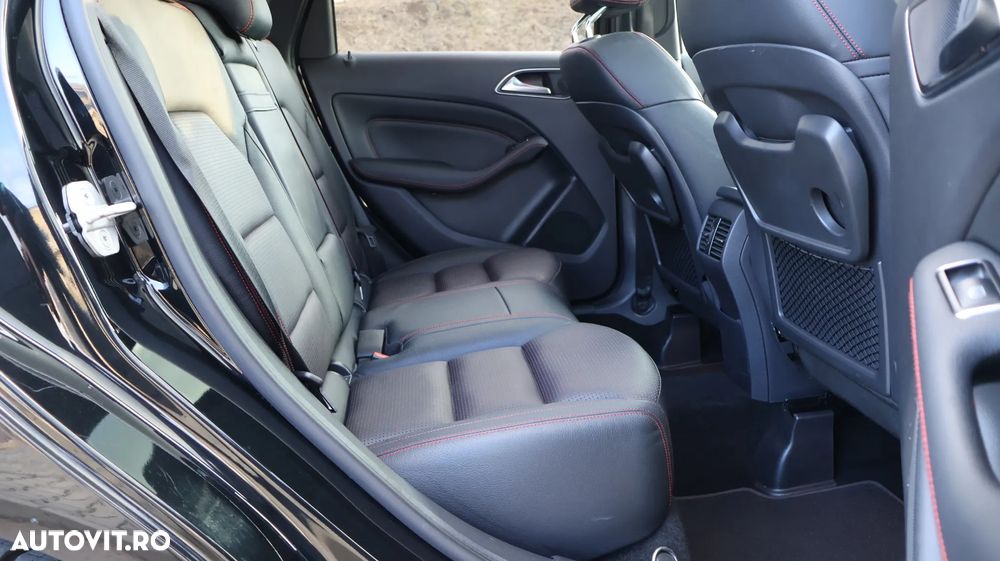 Mercedes-Benz B 200 d 4Matic 7G-DCT AMG Line - 11