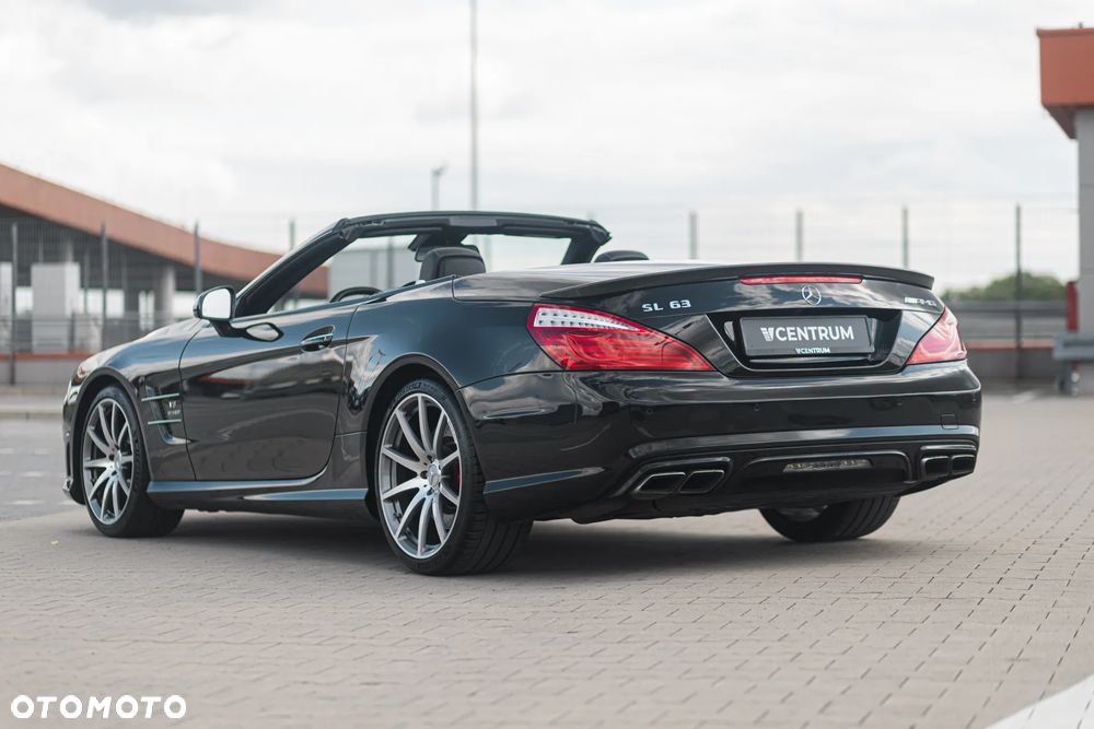 Mercedes-Benz SL - 16