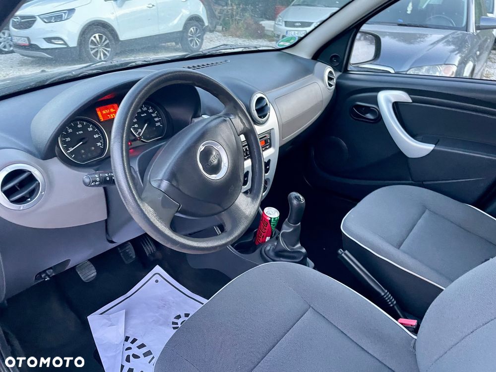 Dacia Sandero 1.2 16V - 31