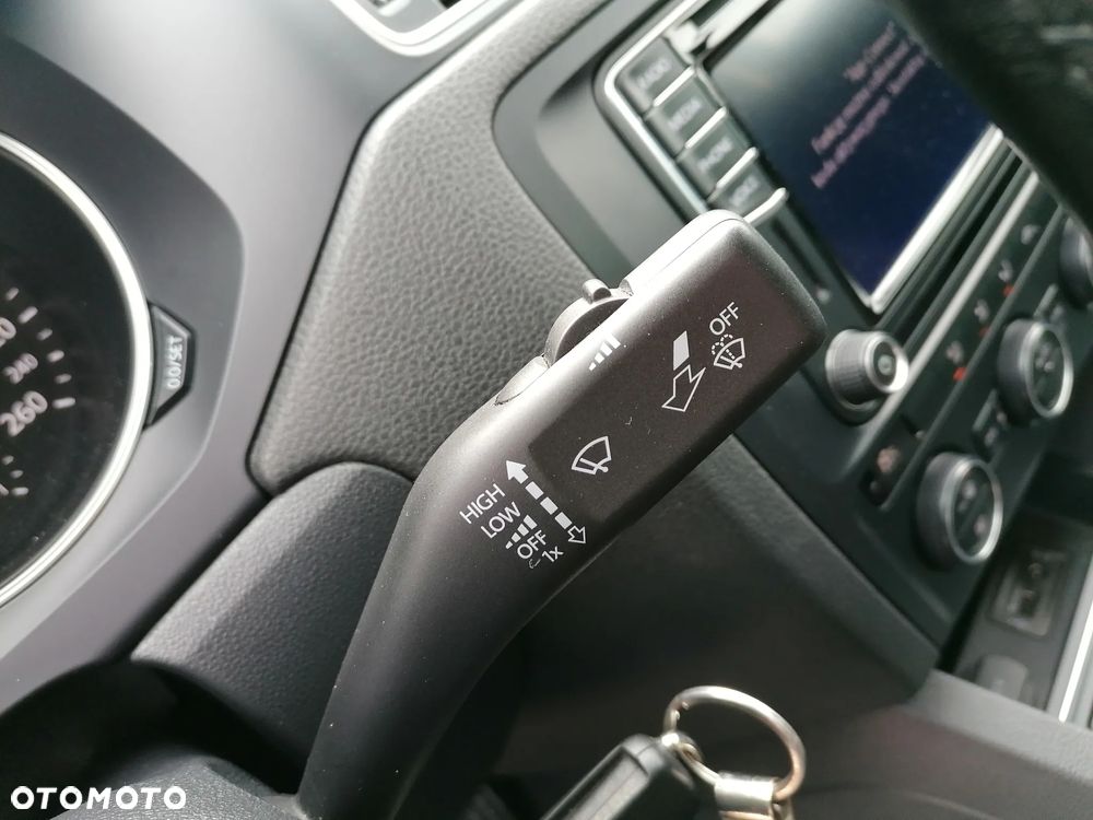 Volkswagen Jetta 1.4 TSI BMT Comfortline - 19