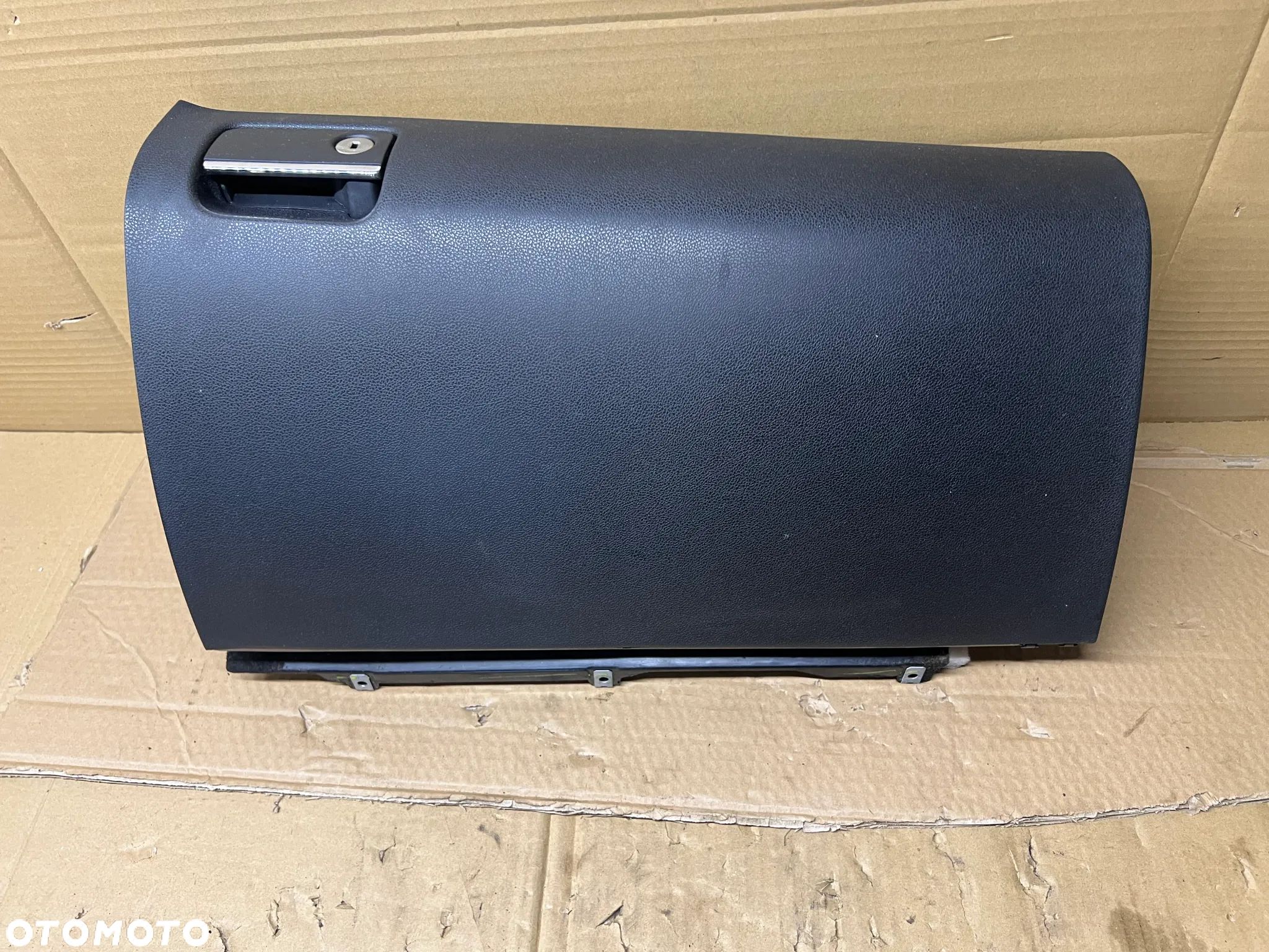 Schowek pasażera Mercedes ML W164 Europa A1646890139 - 1