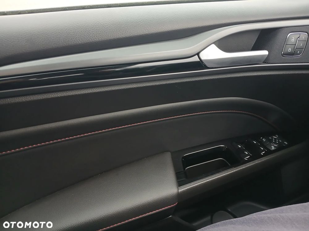 Ford Mondeo 1.5 EcoBoost ST-Line X - 22