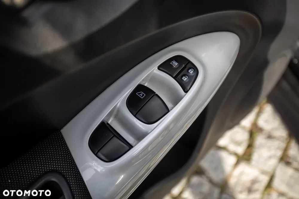 Nissan Juke 1.6 Visia S&S - 15