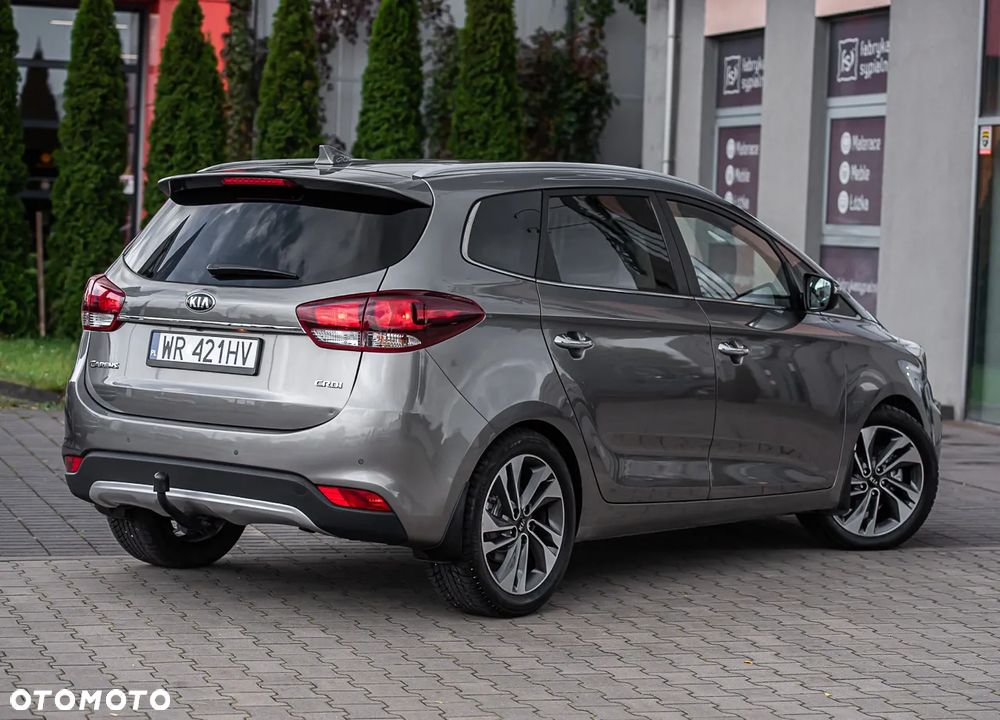 Kia Carens 1.7 CRDi L 7os - 3