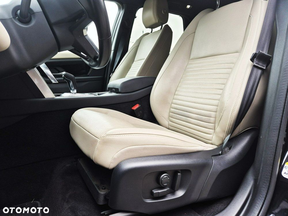 Land Rover Discovery Sport - 20