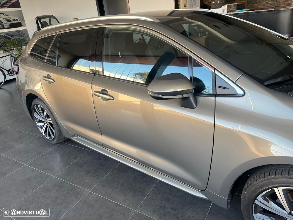 Toyota Corolla 1.8 Hybrid Comfort - 11