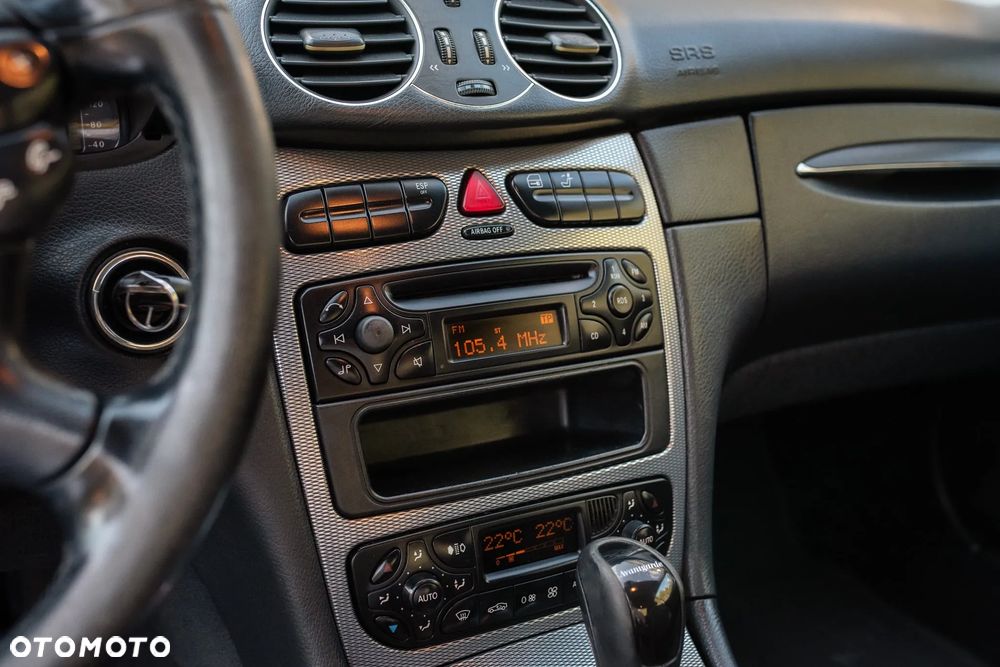 Mercedes-Benz CLK - 15