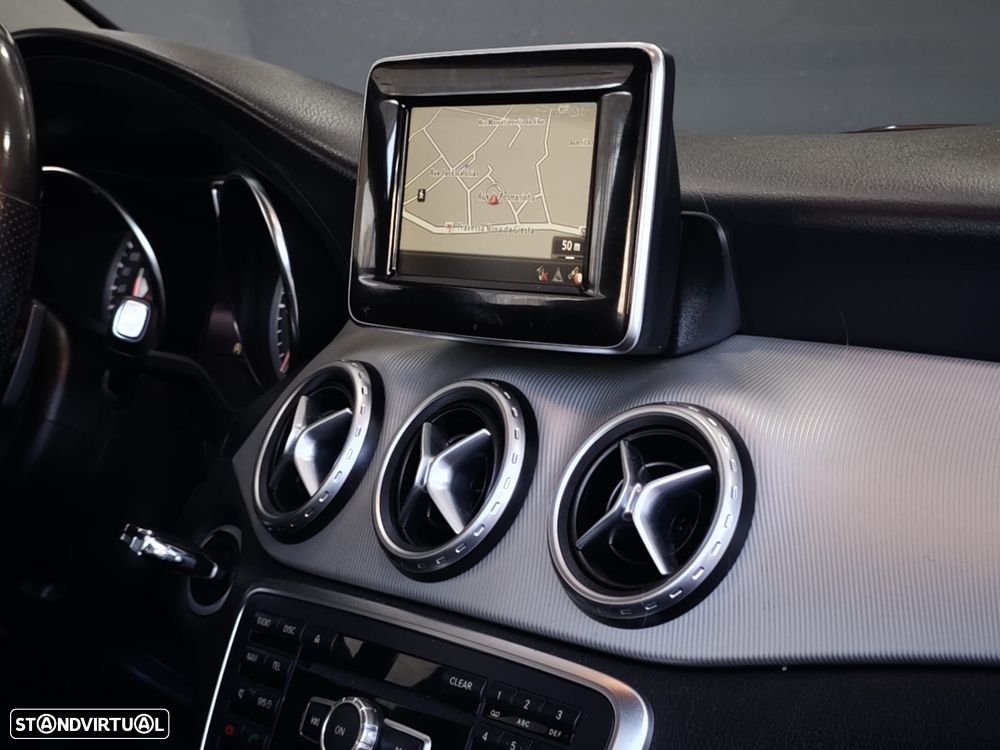 Mercedes-Benz GLA 200 (CDI) d 7G-DCT Urban - 53