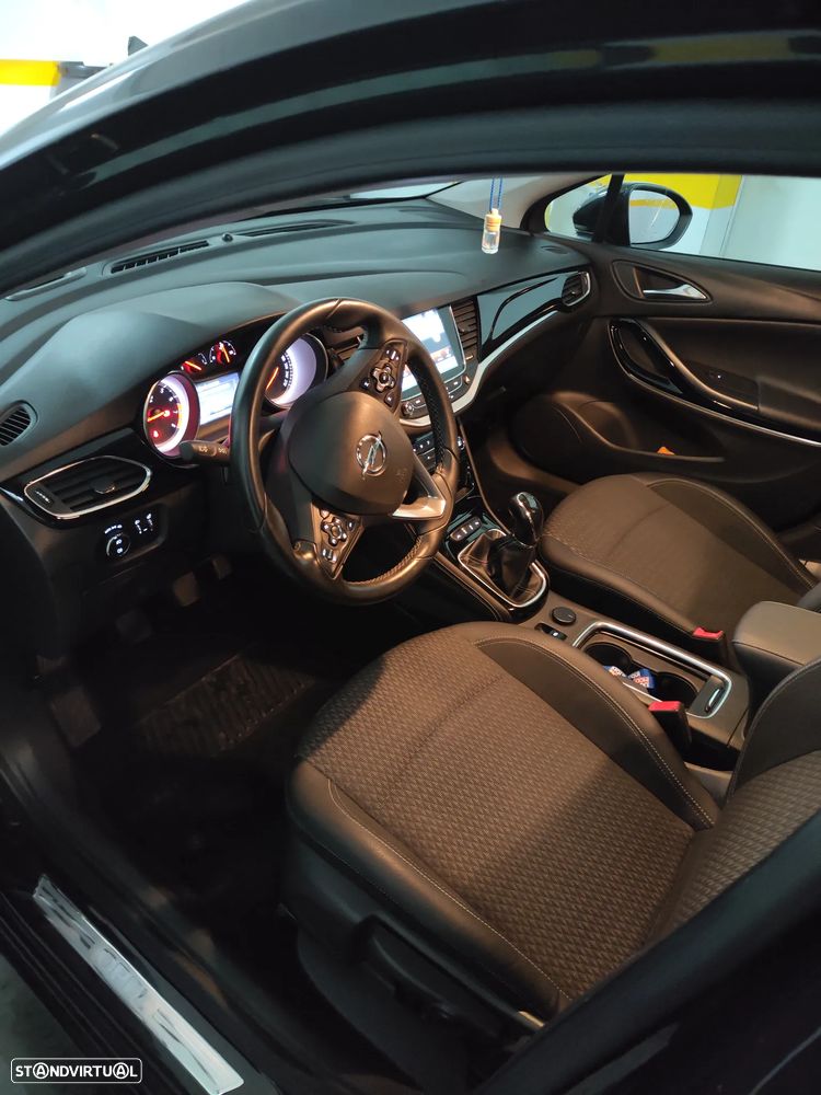 Opel Astra 1.4 T Dynamic S/S 5PB / 5PC - 8