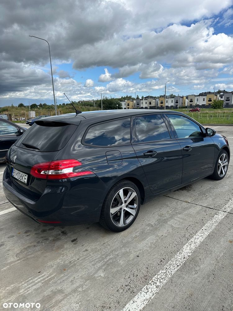 Peugeot 308 1.5 BlueHDi Active S&S EAT8 - 4