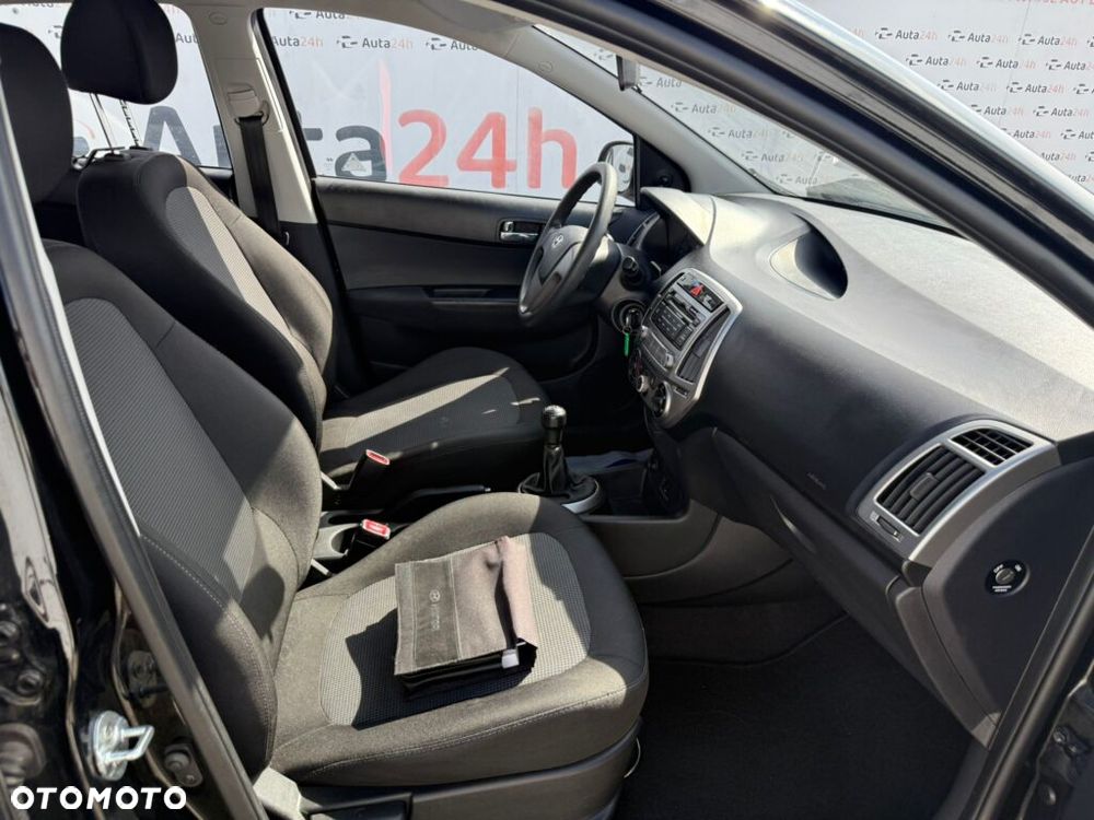 Hyundai i20 1.2 Trend - 22