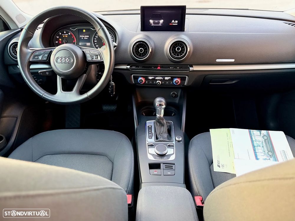 Audi A3 Sportback 30 TFSI S tronic - 4