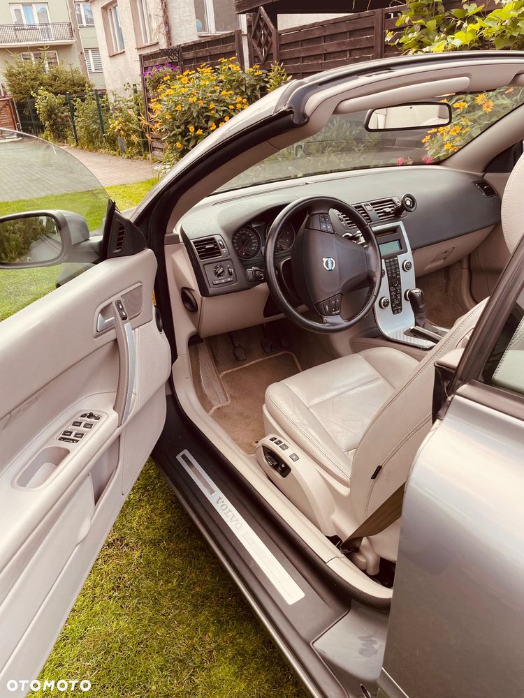 Volvo C70 2.0D Summum - 11