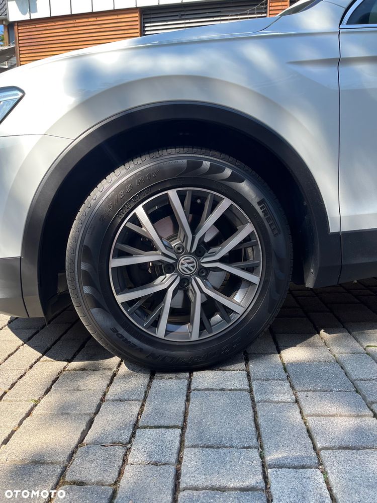 Volkswagen Tiguan - 9