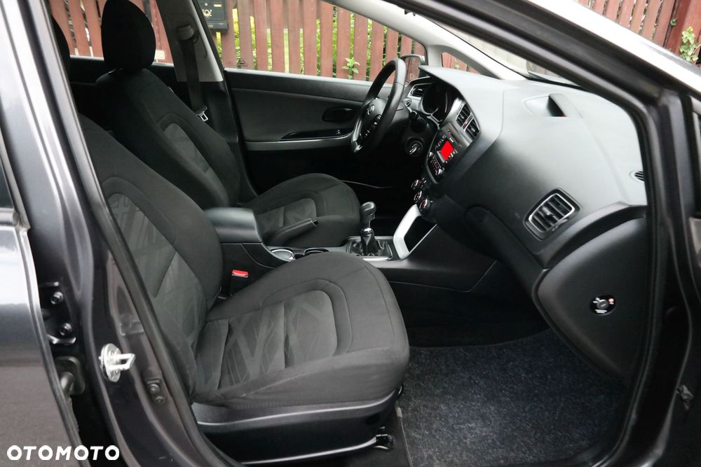 Kia Ceed 1.4 L - 15