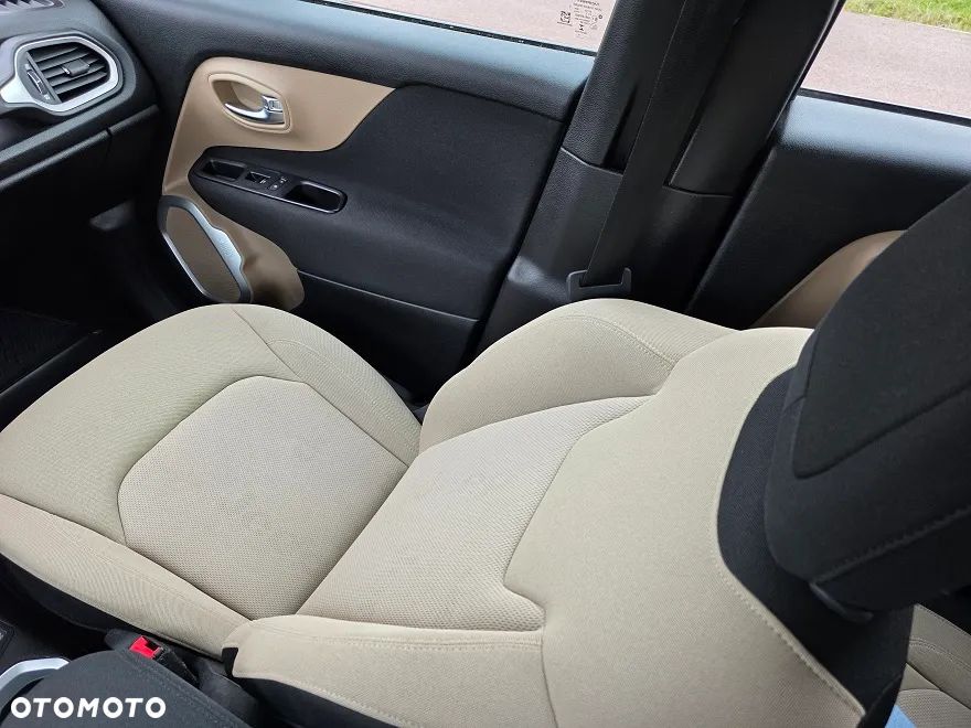 Jeep Renegade 1.6 E-torQ Longitude Adventure Edition - 25