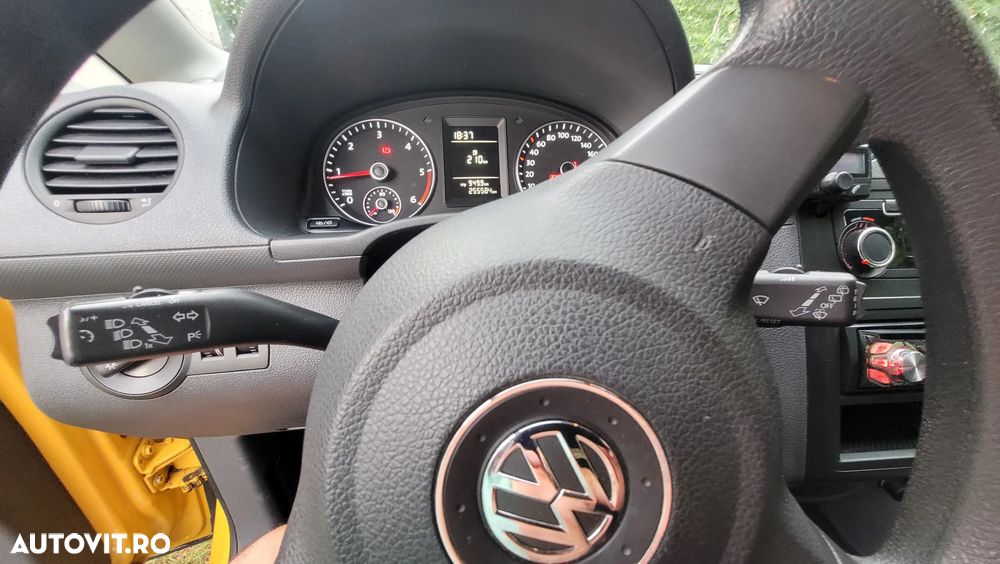 Volkswagen Caddy 1.6 TDI BlueMotion - 30