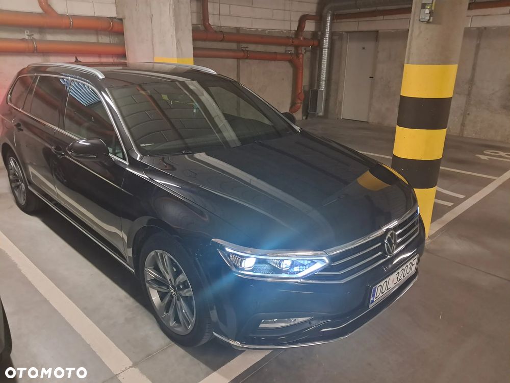 Volkswagen Passat Variant 2.0 TDI SCR DSG Business - 13