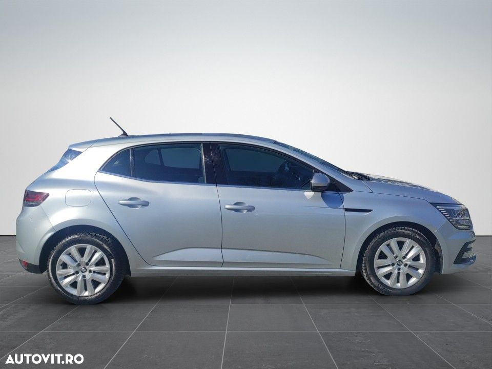 Renault Megane - 7