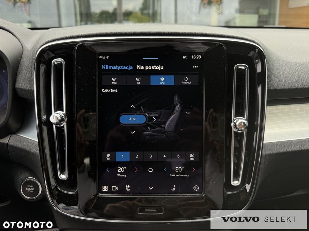 Volvo XC 40 - 22