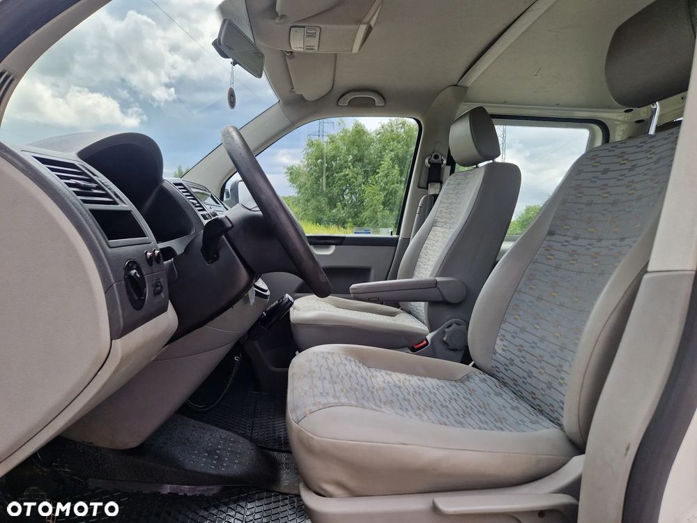 Volkswagen Transporter - 21