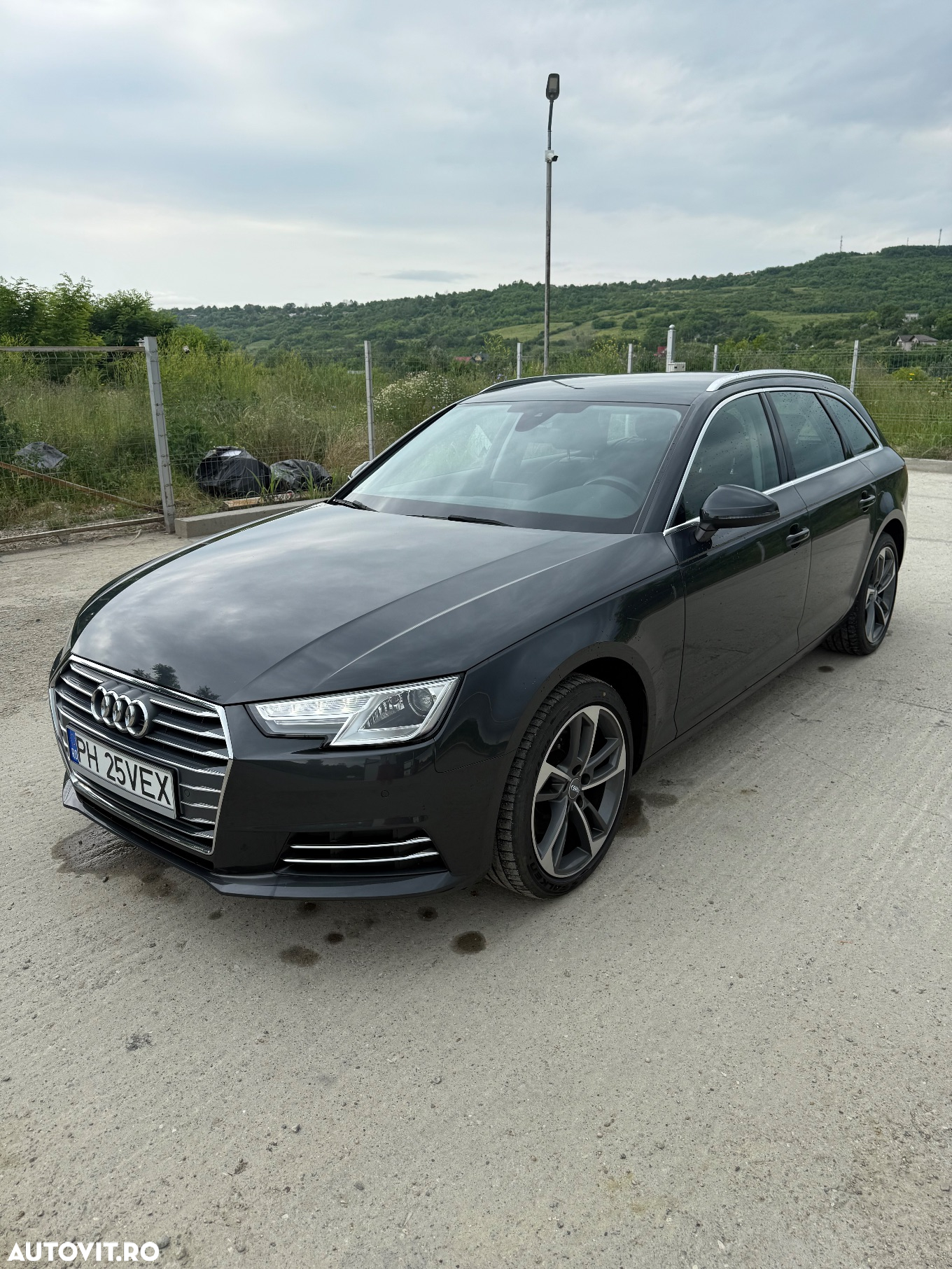 Audi A4 Avant 2.0 TDI S tronic - 12