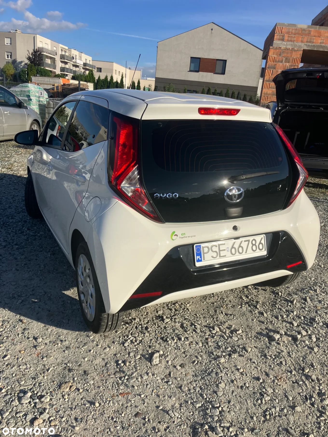 Toyota Aygo 1.0 VVT-i JBL Edition - 2