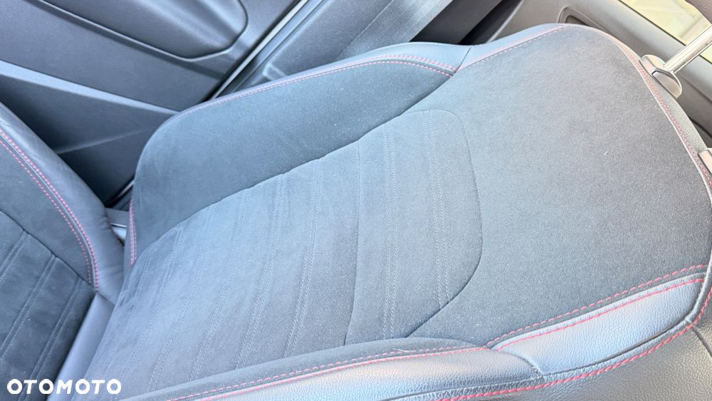 Ford Kuga 2.0 EcoBoost AWD ST-Line ASS - 26