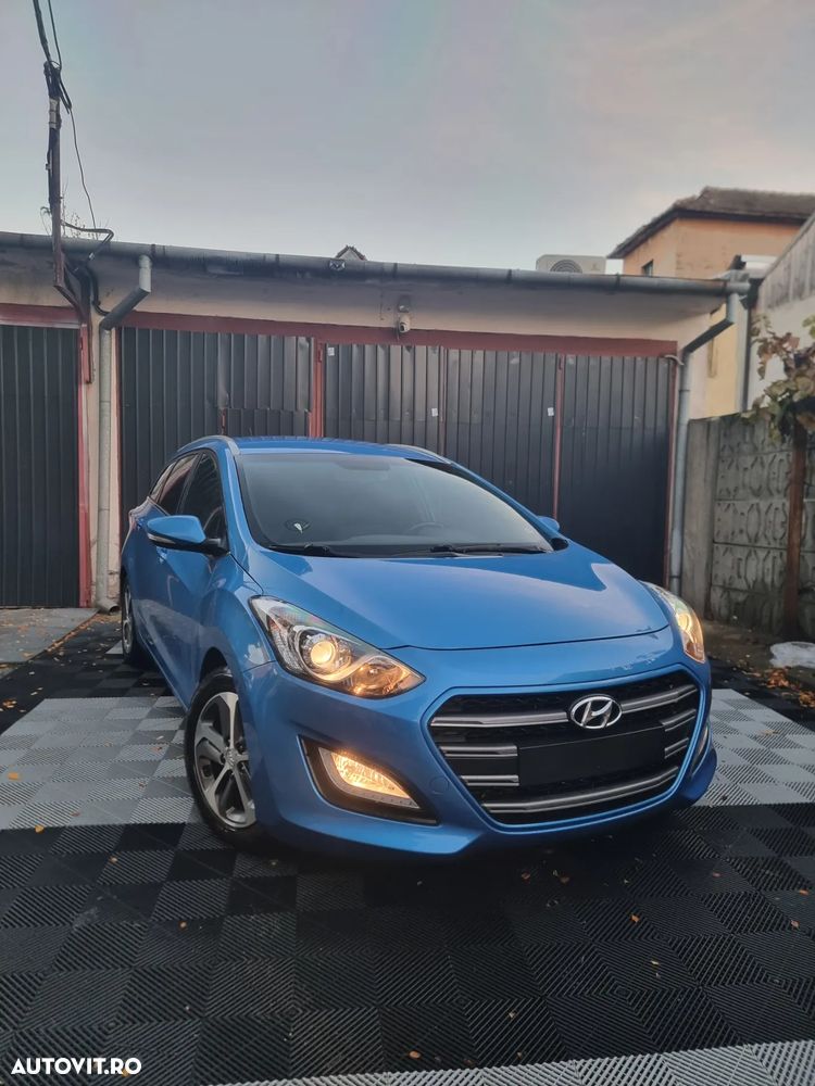 Hyundai i30 1.6 CRDI Comfort+ - 1