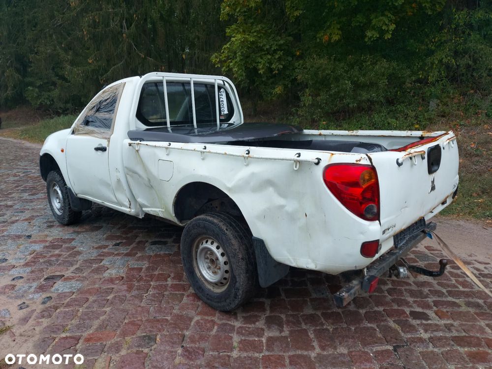Mitsubishi L200 2.5 DID CC Intense - 3