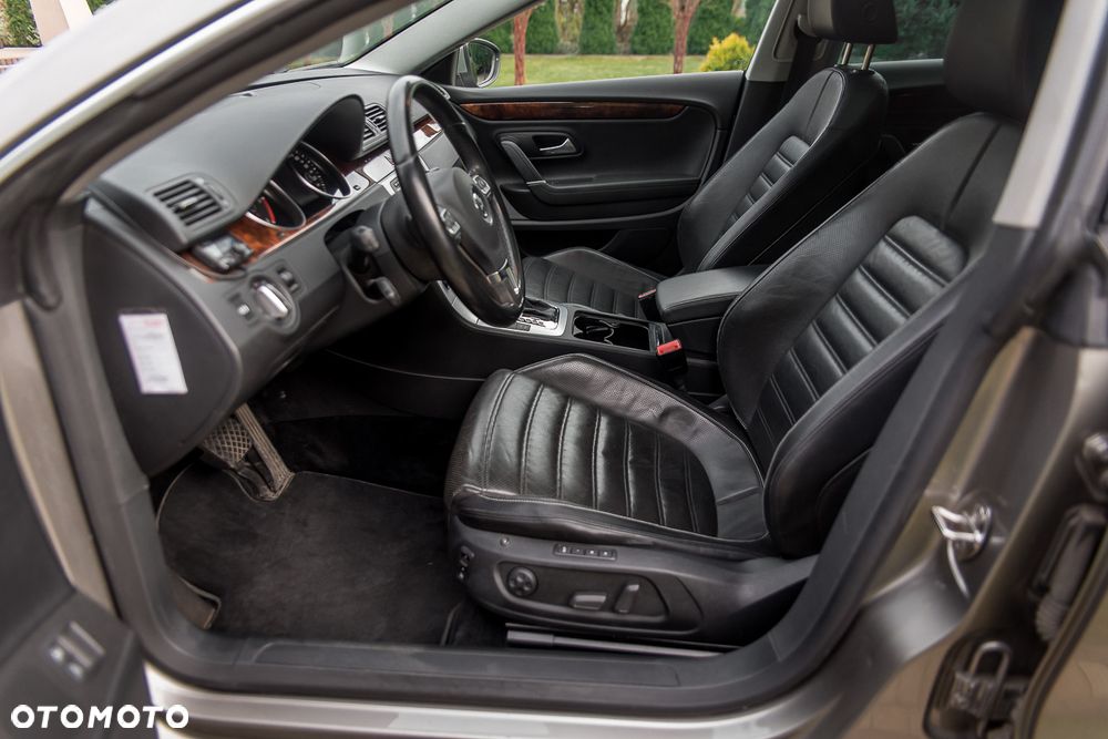 Volkswagen Passat CC - 15