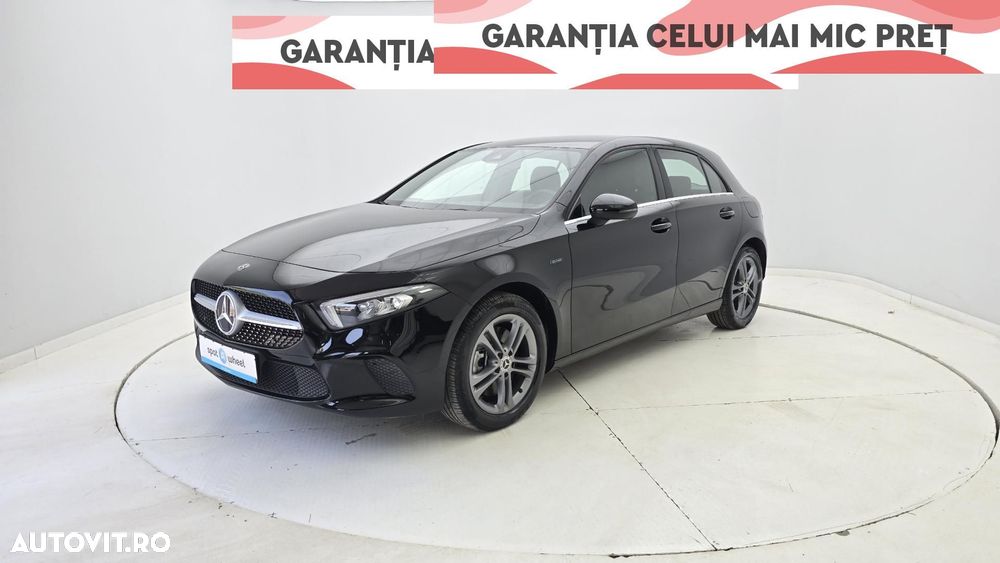Mercedes-Benz A - 1