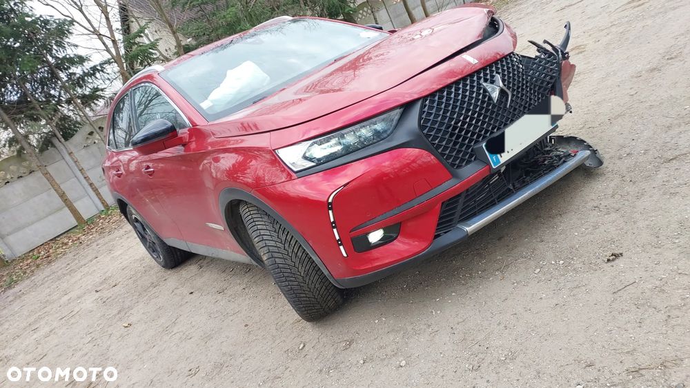 DS Automobiles DS 7 Crossback 1.6 PureTech Performance Line + - 7