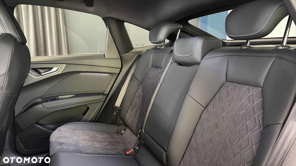 Audi Q4 e-tron - 17