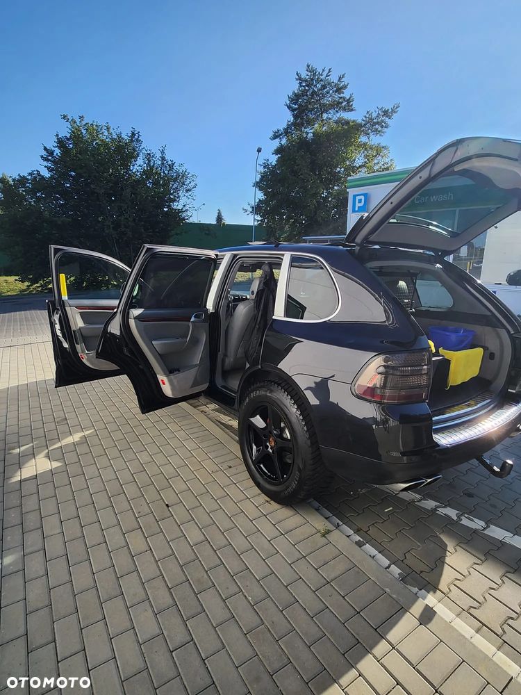 Porsche Cayenne - 15