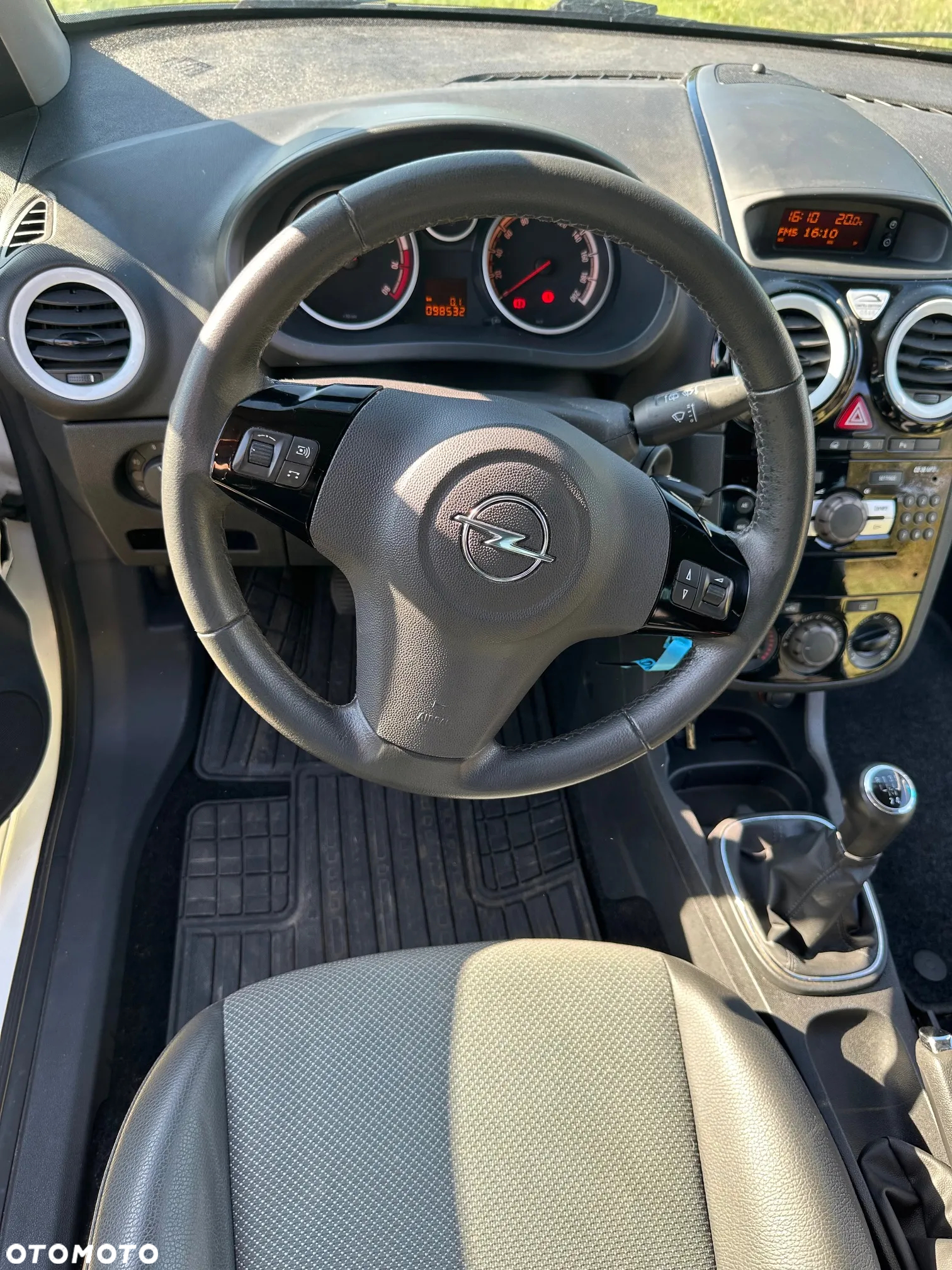 Opel Corsa 1.4 16V Limited Edition - 15