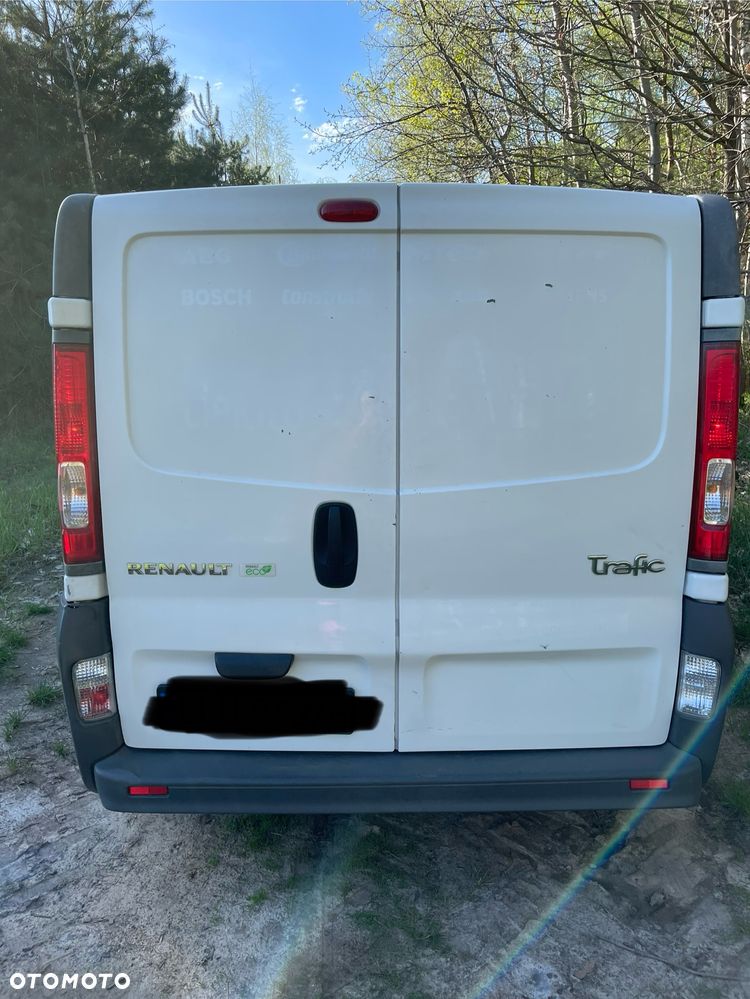 Renault Trafic 2.0 DCI - 6