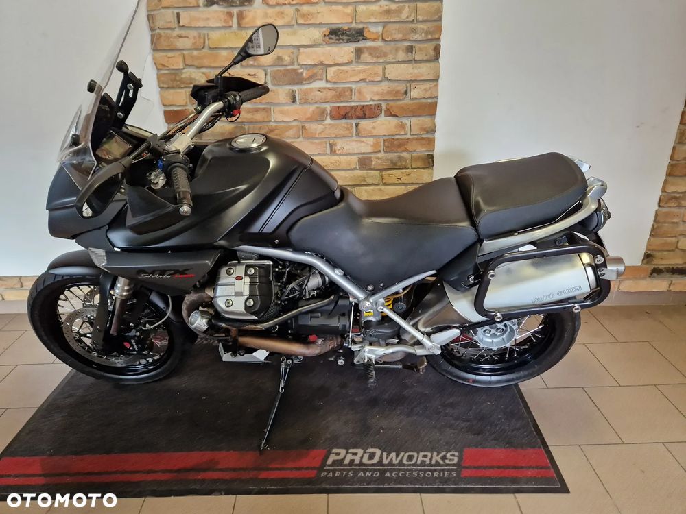Moto Guzzi Stelvio - 8