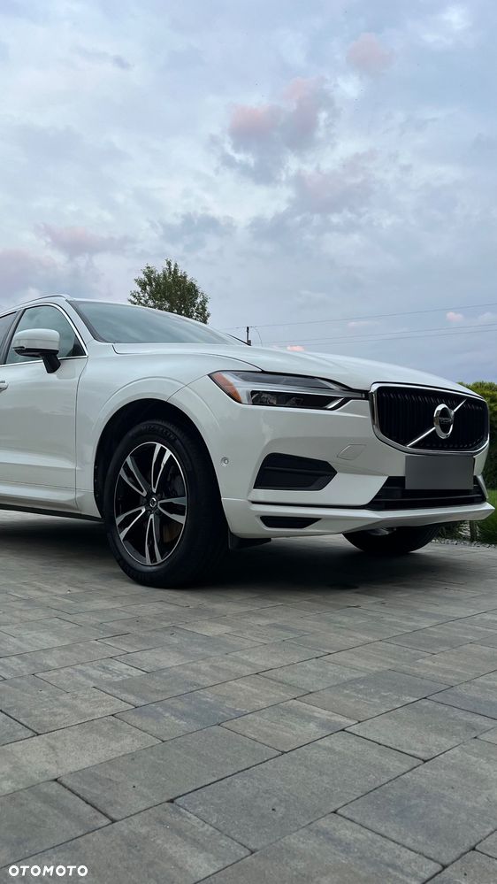 Volvo XC 60 T6 AWD Geartronic Momentum - 1