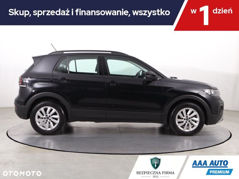 Volkswagen T-Cross - 8