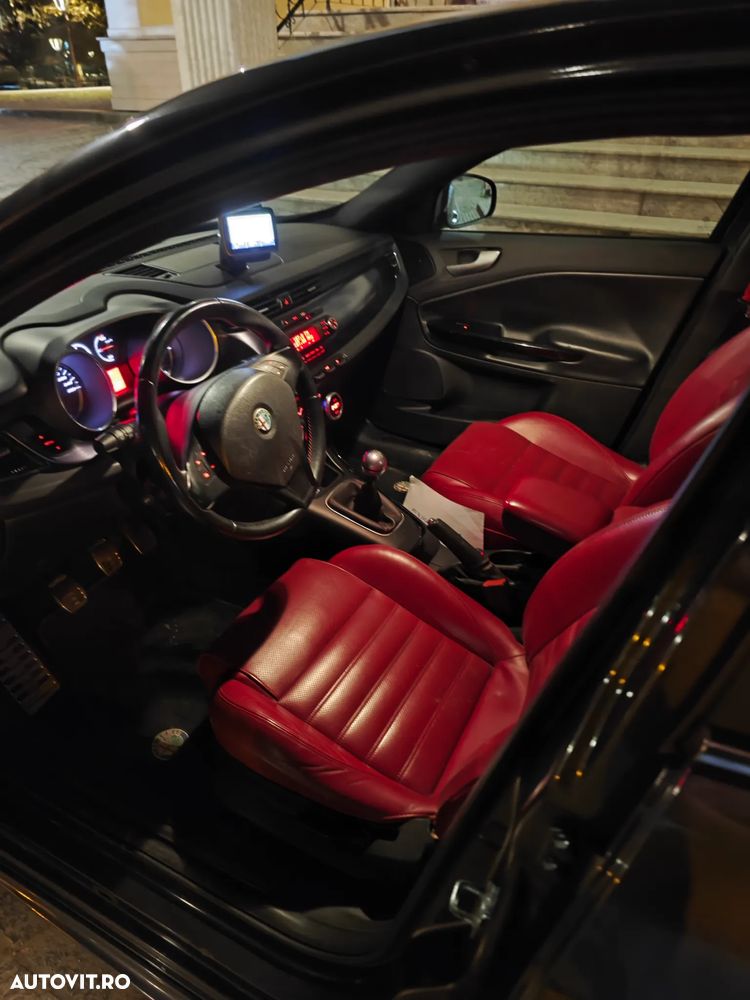 Alfa Romeo Giulietta 1.8 TBi 16V Quadrifoglio Verde - 1